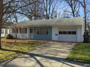 6016 Oakmont Rd, Fort Wayne, IN 46816