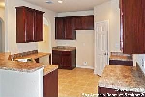 5th image of 5407 Timber Pond St