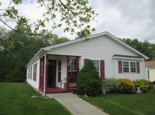 93 Vero Dr, Poughkeepsie, NY 12603