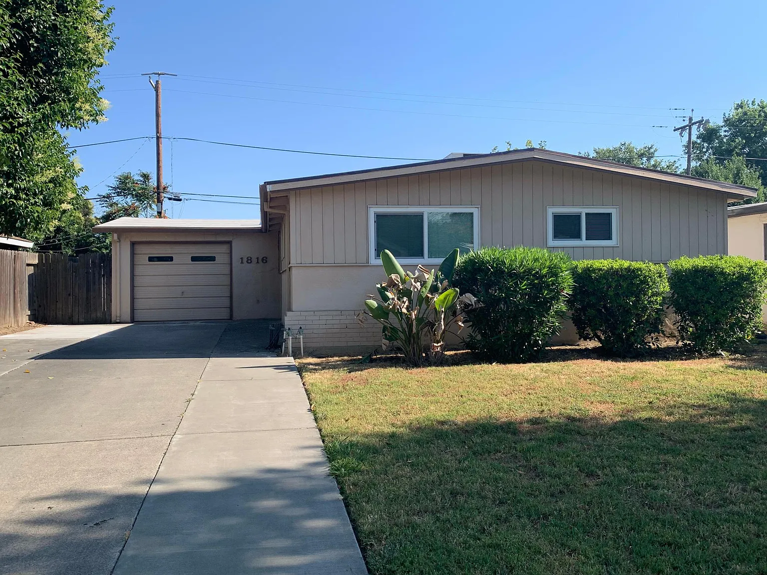 1816 Pomona Dr — Photo 4