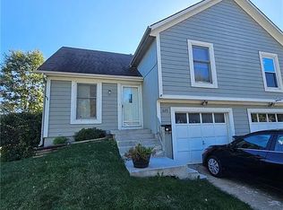 623 E Shawnee St #625, Gardner, KS 66030