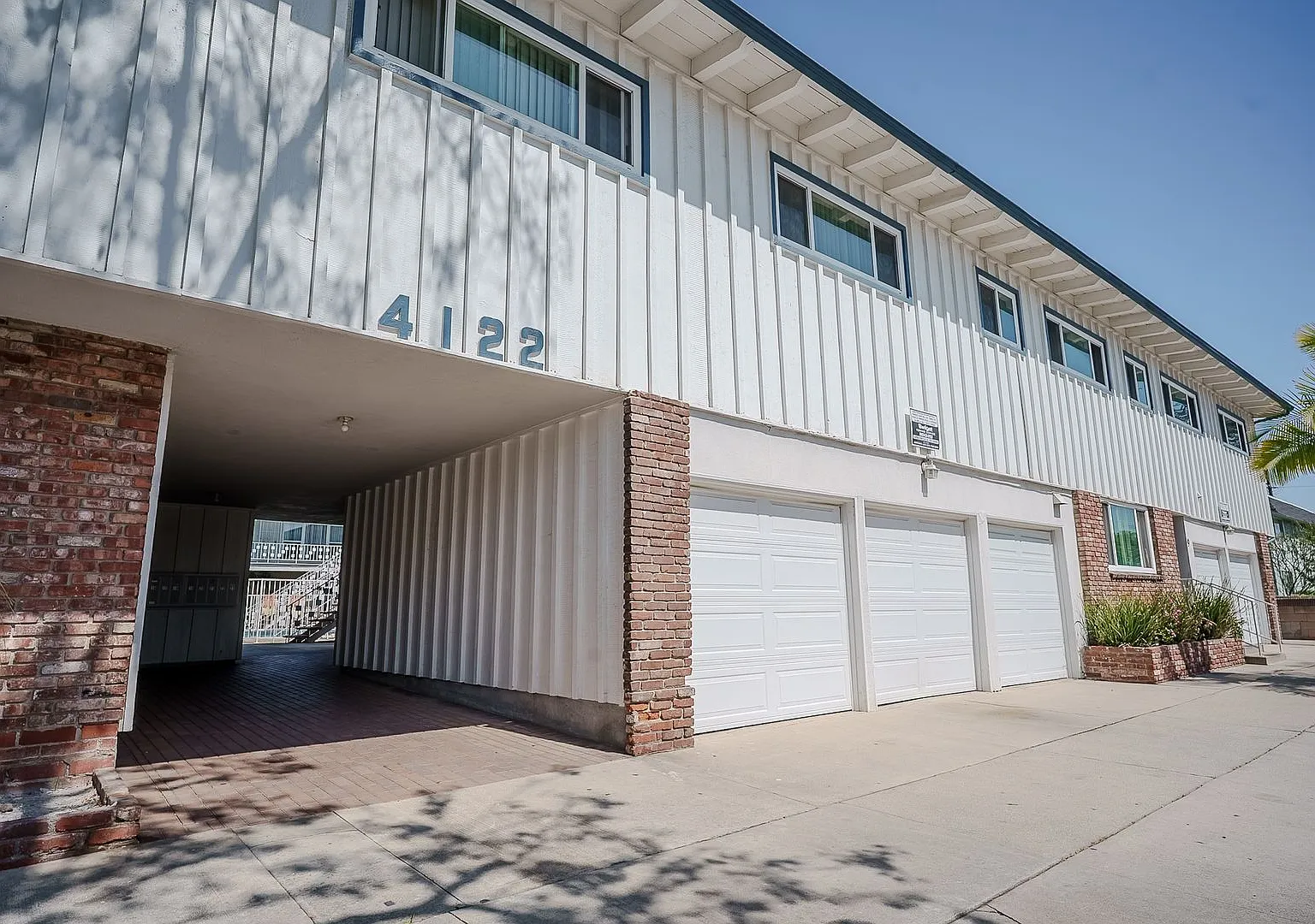 4122 Deeboyar Ave — Photo 3