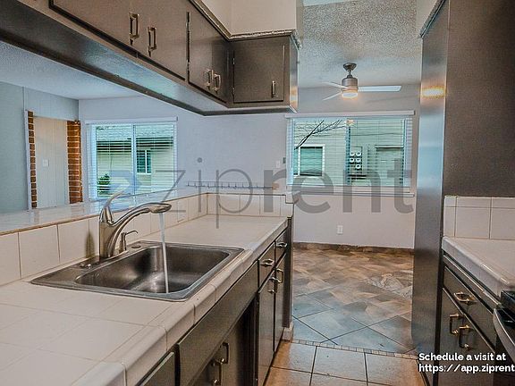 4th image of 4145 Apostolo Cir #2