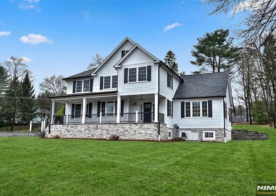 1st image of 279 Miller Rd