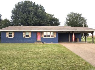 398 Barry St E, Wynne, AR 72396