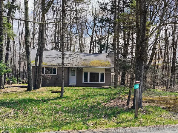 Lake Ln, Pocono Lake, PA 18347