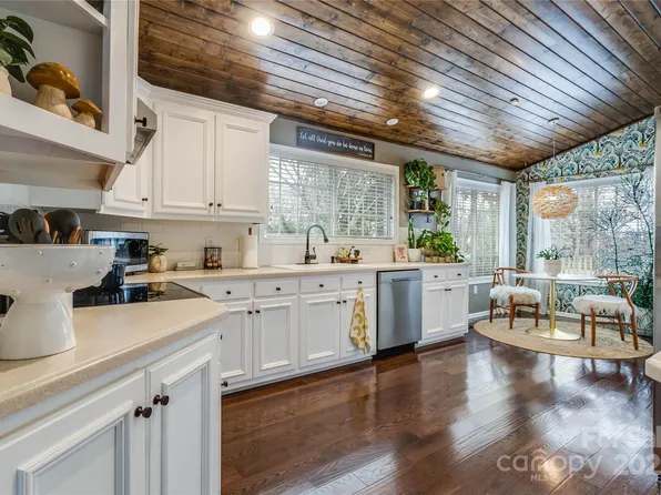 615 Hoke St, Lincolnton, NC 28092