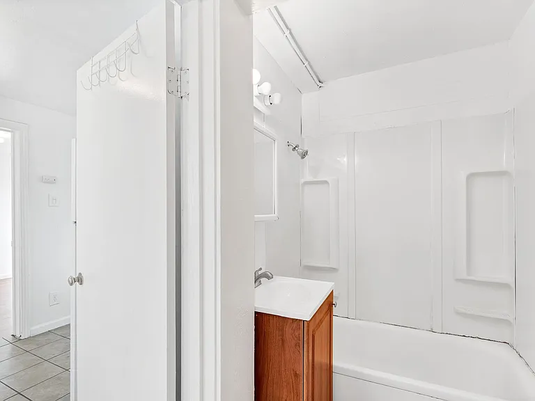 1255 Terrace Ave — Photo 8