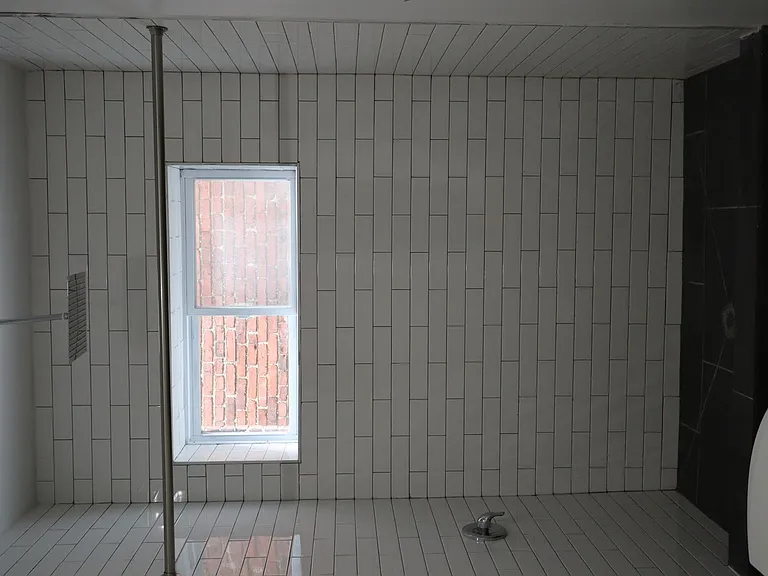 7 N Carey St — Photo 3