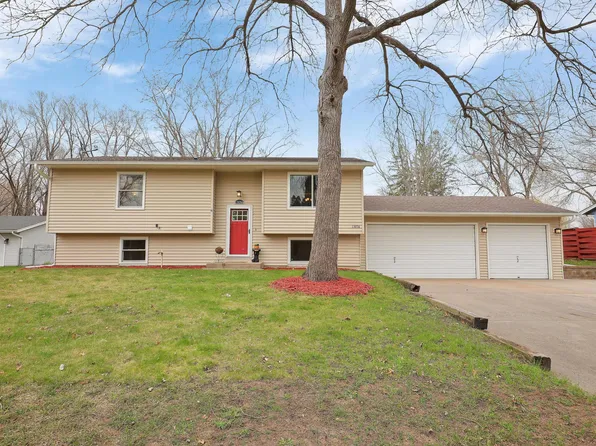 13056 Union Terrace Ln N, Champlin, MN 55316