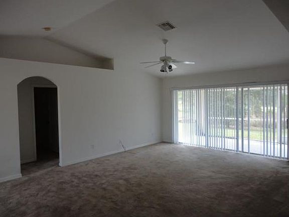 4th image of 4740 NW 39th Ave