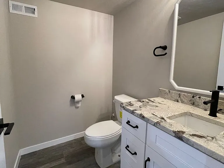 603 S Hawthorne Ave — Photo 23