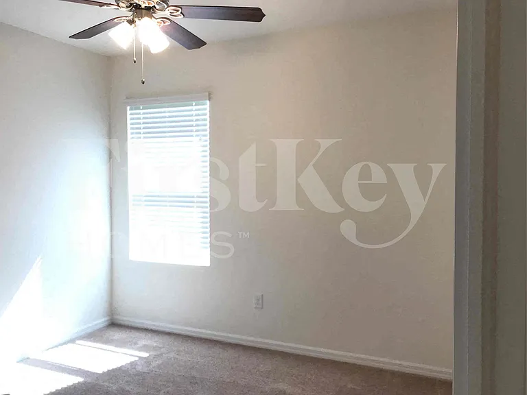 625 SW 25th Ter — Photo 15