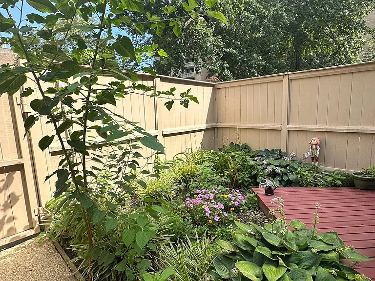 274 M St SW #274 — Photo 20