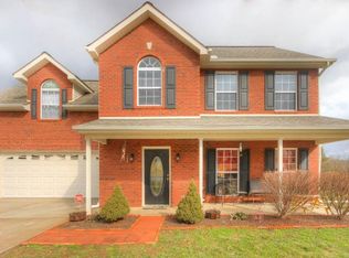 5322 Azinger Ln, Corryton, TN 37721