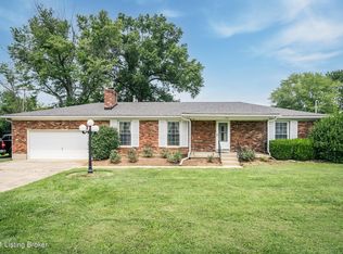 207 Rosebank Ct, Fairdale, KY 40118