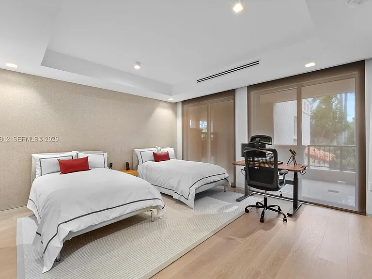 4921 Fisher Island Dr #4921 — Photo 41