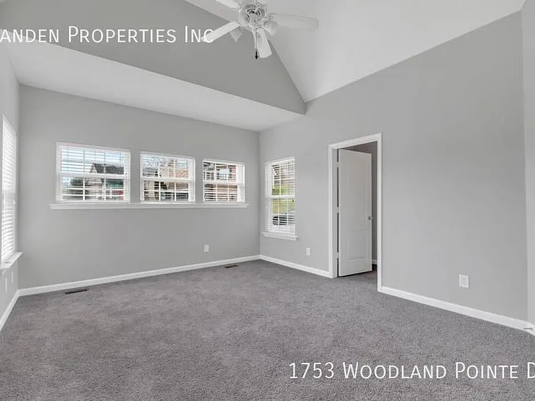 1753 Woodland Pointe Dr — Photo 19