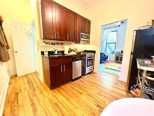 Rented by Nest Seekers International | media 11