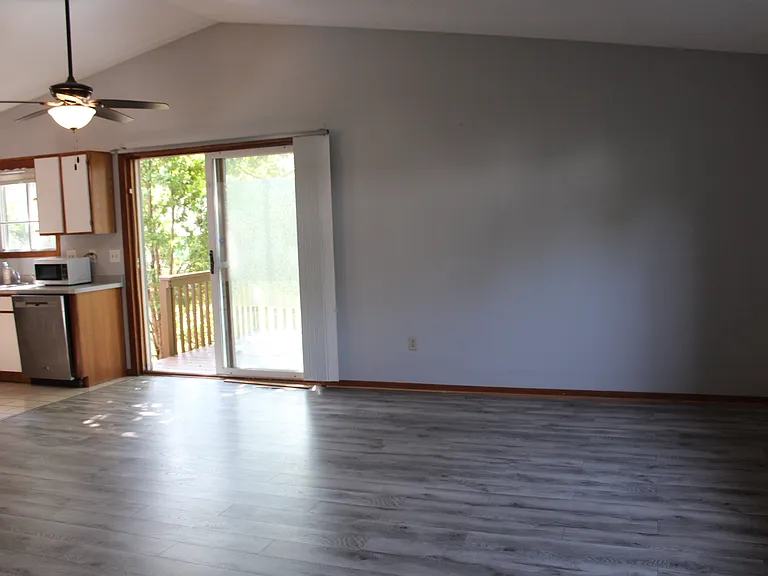 6D Oak Rd #D — Photo 9