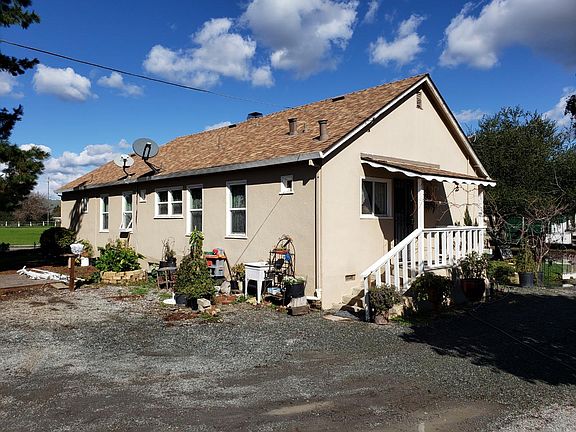 3rd image of 14835 Columbet Ave