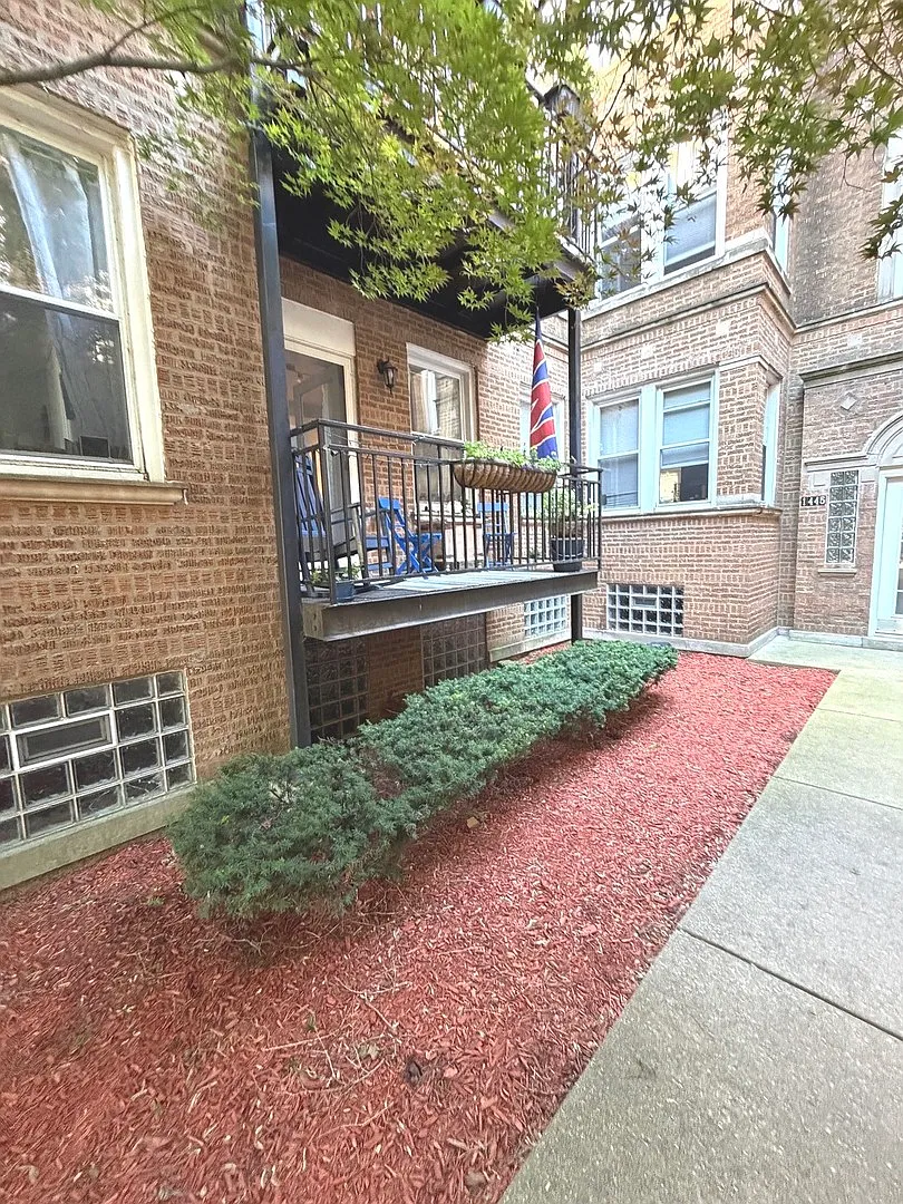 1 bed, 650 sqft, $2,350 — Photo 2