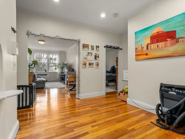 285 Corey Rd APT 4, Boston, MA 02135