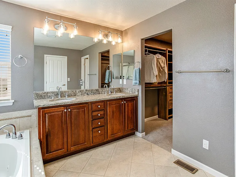 6984 S Fultondale Cir — Photo 18