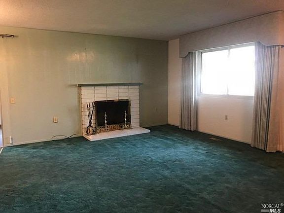 5th image of 11 Temelec Cir