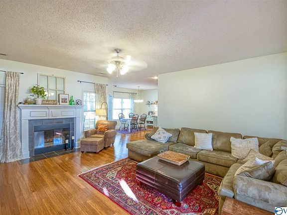 4th image of 5027 Patriot Park Dr SE