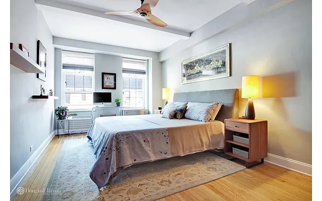 Sold by Douglas Elliman | media 15