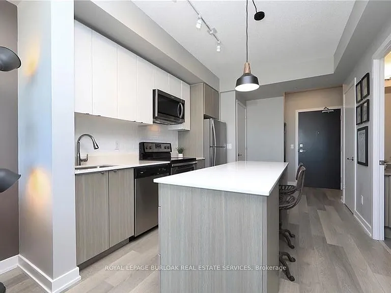 5240 Dundas St #B504 — Photo 8
