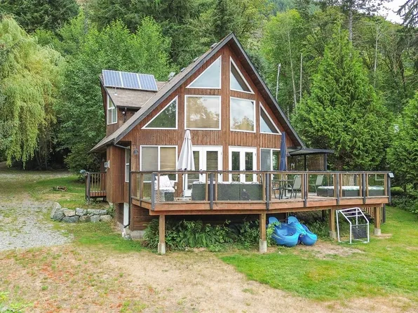 11464 Youbou Rd, Cowichan Valley, BC V0R 3E1