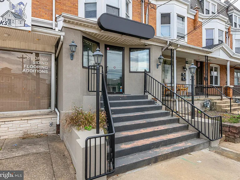 4 W Lancaster Ave — Photo 3