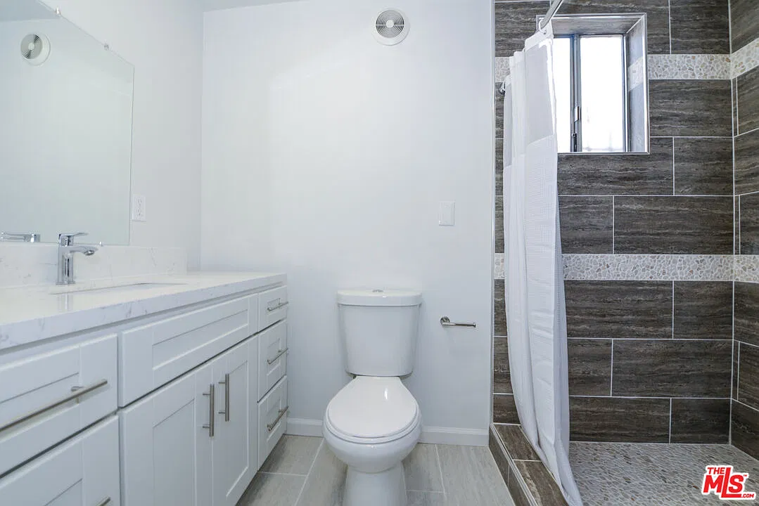 3 bed, 2.0 bath, 1550 sqft, $2,888 — Photo 4