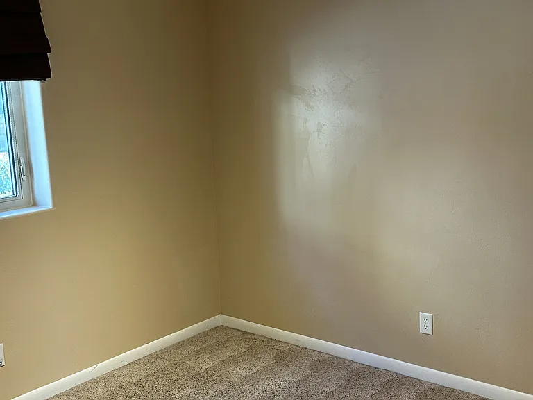 208 E 200 S #6SUIT-1-6 — Photo 6