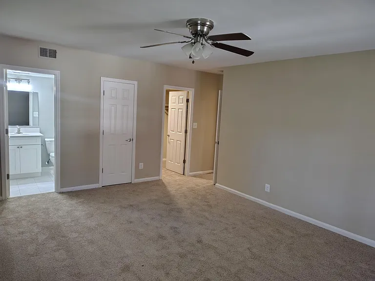 Residences at Pomona Park — Photo 106