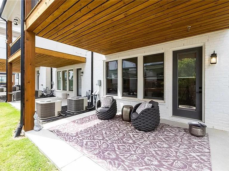 2722 Thornewilde Way — Photo 81