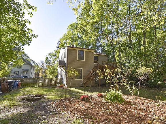 4th image of 1014 W Huron St