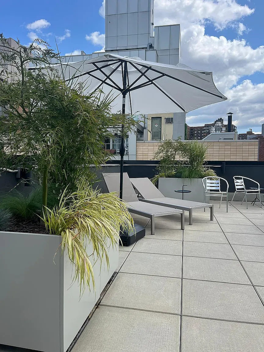 48 Allen Street — Photo 2