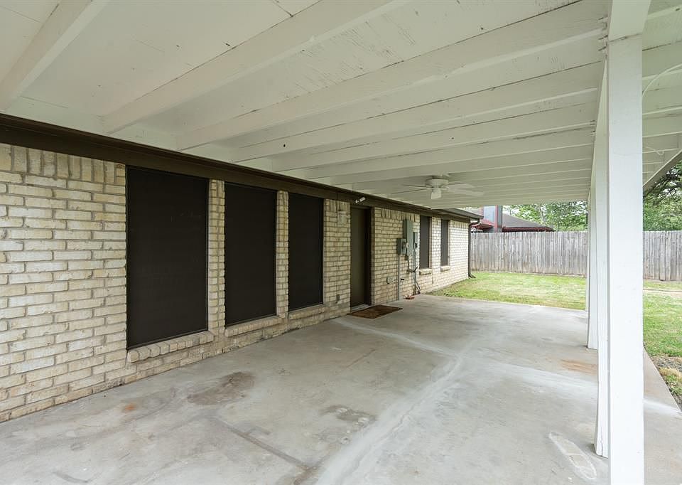 1st image of 3511 Golders Green Dr