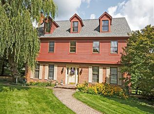 101 Fox Ridge Farms Dr, Pittsburgh, PA 15215