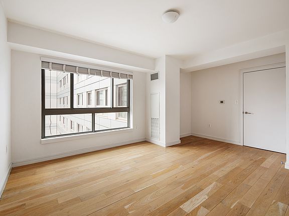 5th image of 171 W 131st St APT 519