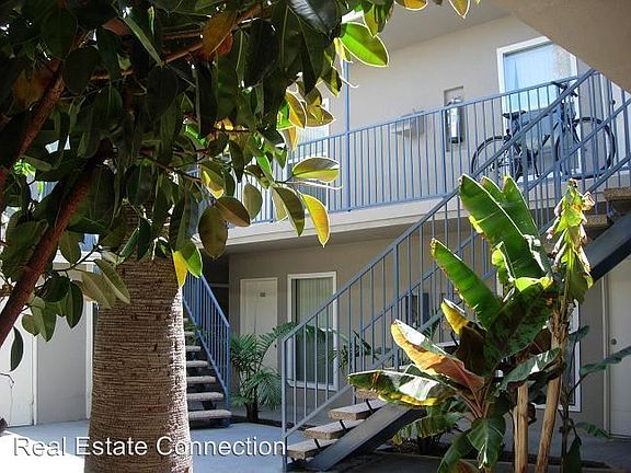 4th image of 12111 Hawthorne Way APT 3