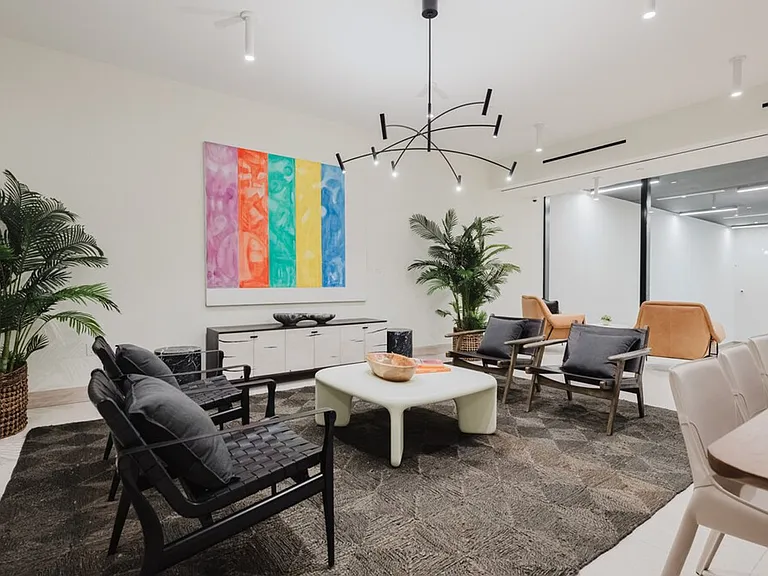 Building's Lounge