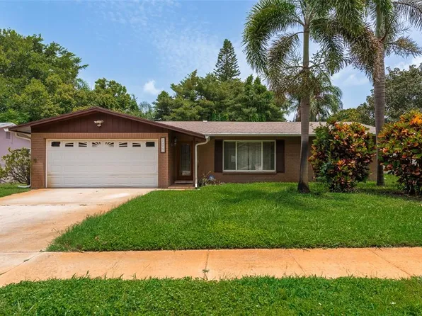 2477 13th Ave SW, Largo, FL 33770