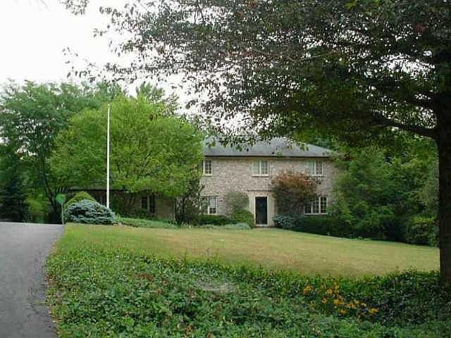 1st image of 7621 N Brookview Ln