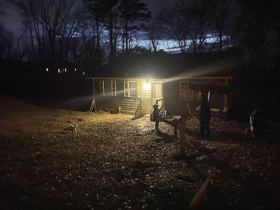 2nd image of 141 Canton St