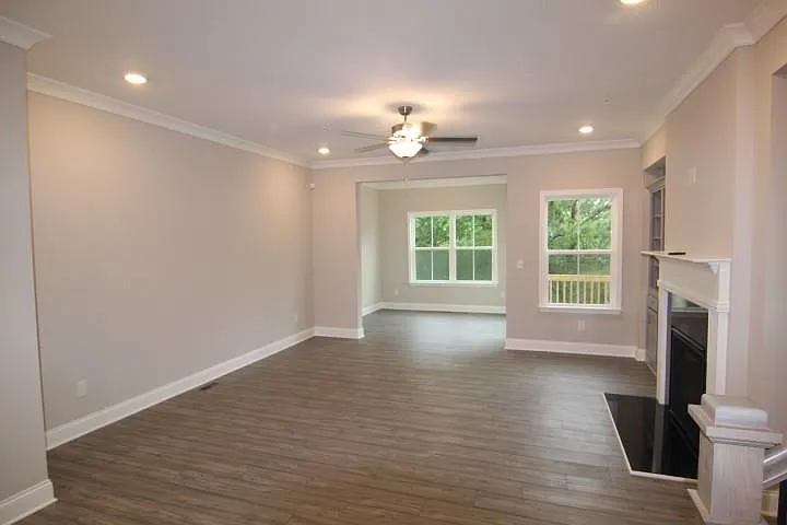4 bed, 3.5 bath, 2407 sqft, $3,750 — Photo 3