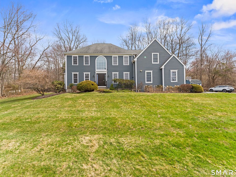 1st image of 32 Yogananda Street